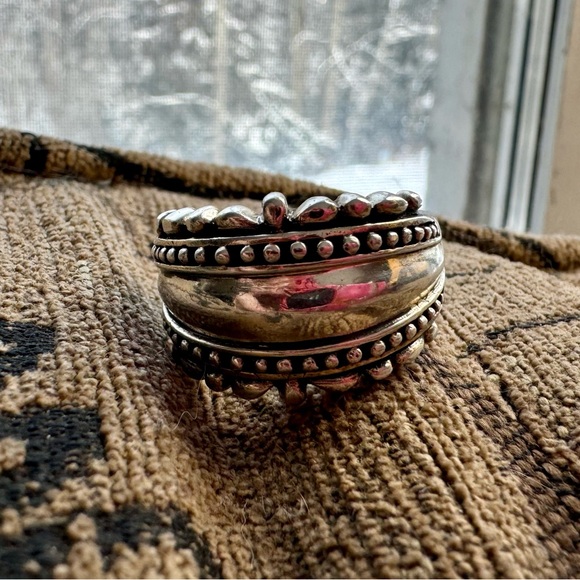 Vintage Sterling Silver Ring - Picture 3 of 7